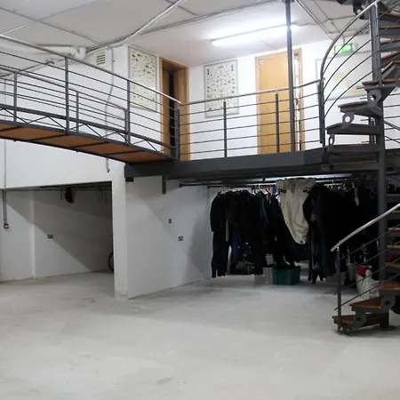 Atlantis Bed & Breakfast 3*