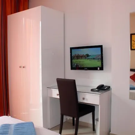 Bed & Breakfast Atlantis Marsalforn